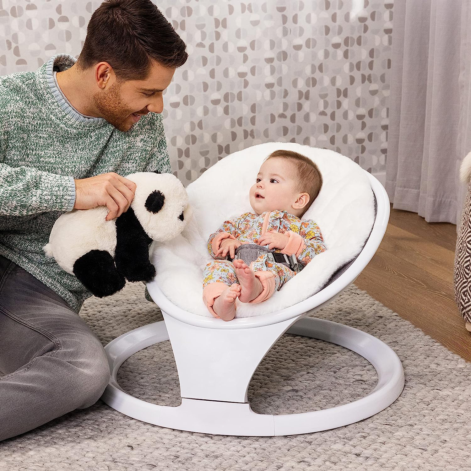 Bluetooth Enabled Lightweight Baby Swing with Natural Sway in 5 Ranges of Motion, Includes Remote Control