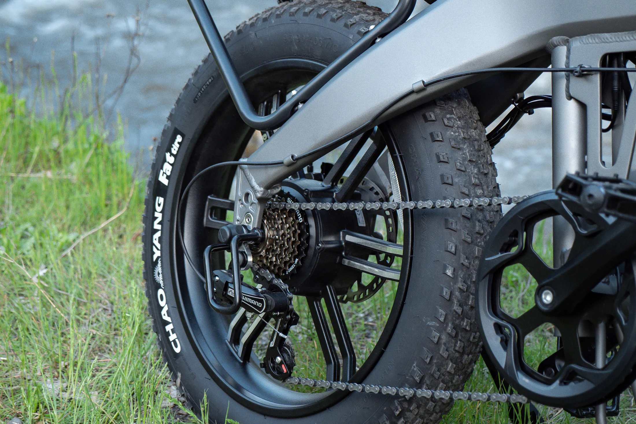 【Christmas discounts 🎄】🔥 Luckeep X1 Folding eBike｜1200W Motor｜48V15Ah Battery｜45 km/h Top Speed｜Long Range｜Off-Road｜Compact & Foldable