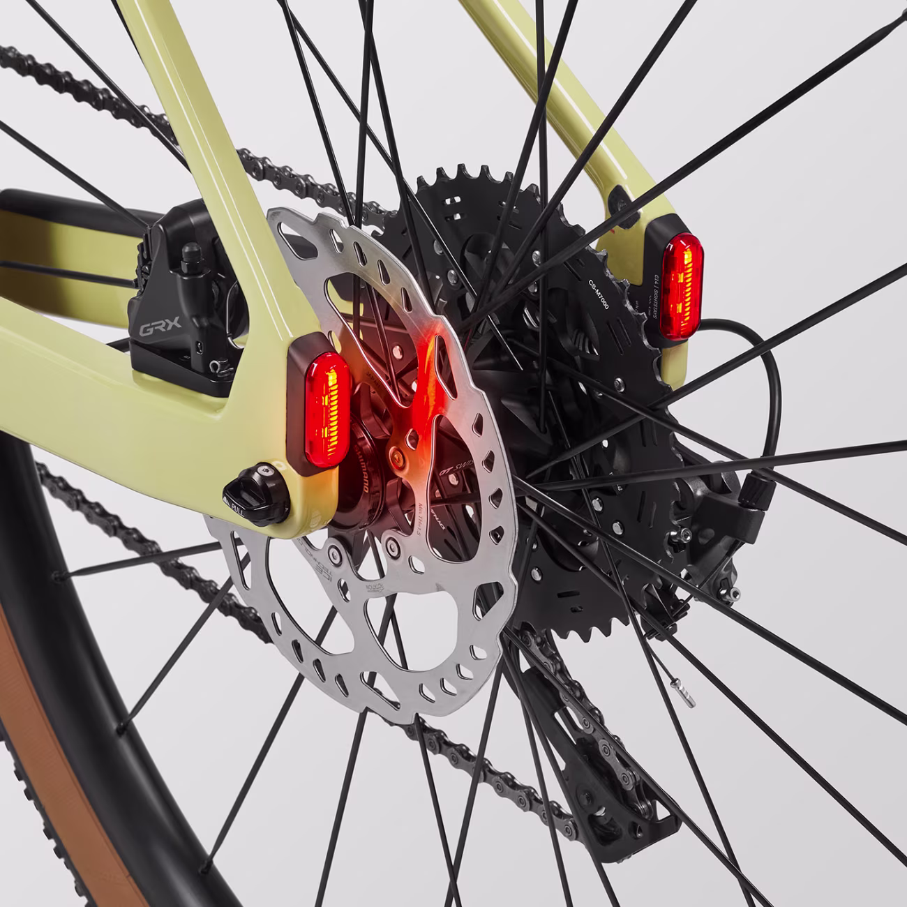 🚀 CANYON【ONfly CF 7】generation Bosch Performance Line Sprint power, natural support up to 28 mph, capable off-road performance meets everyday practicality, ride your way with this adventure-ready e-bike.